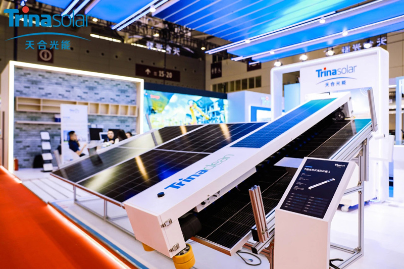 快人一步，国内首款组件安装机器人高交会首秀